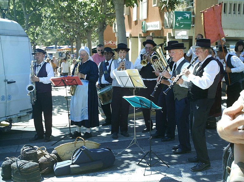l'orchestre campagnard reconstitu